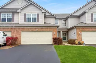 1533 Keystone Ct, Elgin, IL 60120 - Photo 1