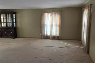 1915 Tina Ln, Flossmoor, IL 60422 - Photo 2