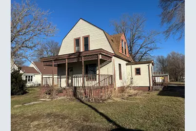 410 N Colfax Street, Crescent City, IL 60928 - Photo 1