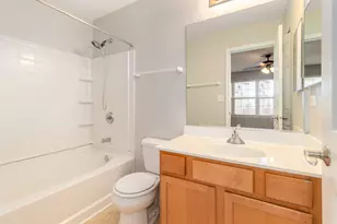 520 Lincoln Station Dr, Oswego, IL 60543 - Photo 22