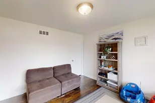 2014 Rylan Rd, Mahomet, IL 61853 - Photo 10
