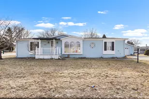 5343 Mahogany Ln, Roscoe, IL 61073 - Photo 1