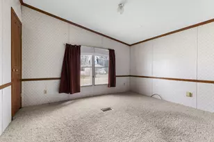 5343 Mahogany Ln, Roscoe, IL 61073 - Photo 4