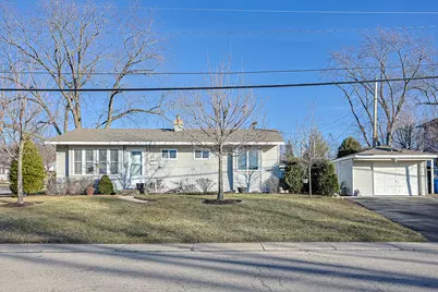 1501 Pawnee Road, Carpentersville, IL 60110 - Photo 1