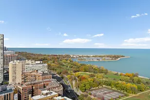 3660 N Lake Shore Dr, Chicago, IL 60613 - Photo 10