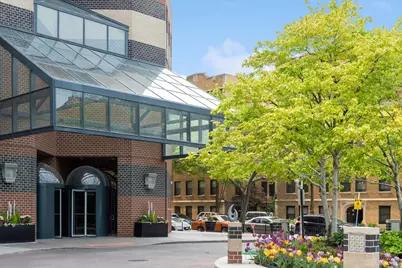 3660 N Lake Shore Drive #4202, Chicago, IL 60613 - Photo 2