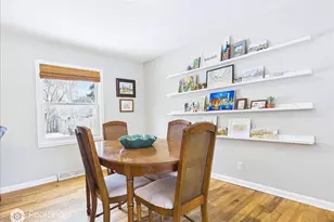 34070 N Lilac Ave, Grayslake, IL 60030 - Photo 6