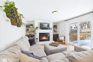 34070 N Lilac Ave, Grayslake, IL 60030 - Photo 12