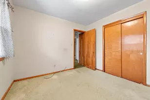 19 Schrum Rd, Calumet City, IL 60409 - Photo 14