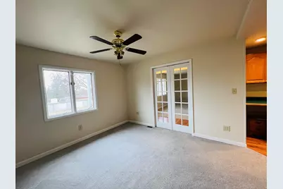 1007 Murphy Street, Eldorado, IL 62930 - Photo 16