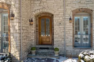 128 S Clay St, Hinsdale, IL 60521 - Photo 4