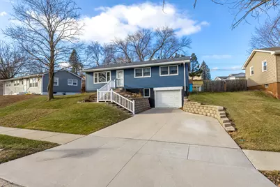 8114 9th Street W, Rock Island, IL 61201 - Photo 32