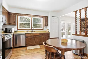 216 Waterbury Cir, Lake Villa, IL 60046 - Photo 8