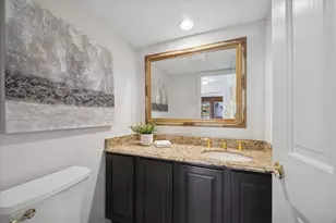 23 Deer Path Trail, Burr Ridge, IL 60527 - Photo 14