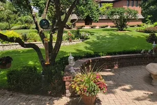 23 Deer Path Trail, Burr Ridge, IL 60527 - Photo 30