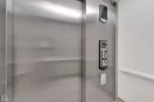 4235 S Calumet Ave, Chicago, IL 60653 - Photo 16