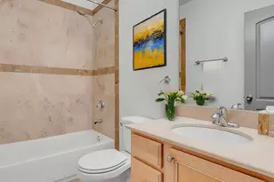 4235 S Calumet Ave, Chicago, IL 60653 - Photo 42