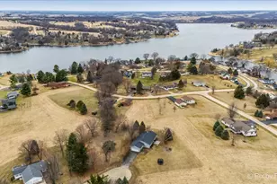 4-176 Misty Ct, Lake Carroll, IL 61046 - Photo 2