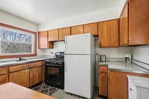 5611 Washington St, Downers Grove, IL 60516 - Photo 6