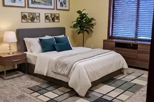 15 Creekside Cir, Elgin, IL 60123 - Photo 8