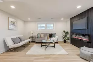 9132 Lincolnwood Dr, Evanston, IL 60203 - Photo 16