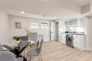 9132 Lincolnwood Dr, Evanston, IL 60203 - Photo 20