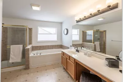 [Address not provided], North Aurora, IL 60542 - Photo 18