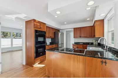 3018 Indianwood Road, Wilmette, IL 60091 - Photo 12