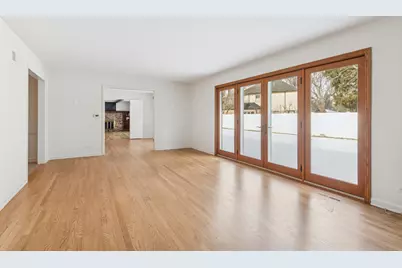 3018 Indianwood Road, Wilmette, IL 60091 - Photo 6