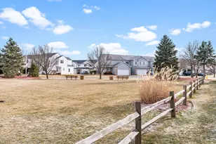 1923 Waters Edge Dr, Minooka, IL 60447 - Photo 4