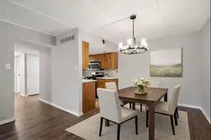 8025 Woodglen Ln, Downers Grove, IL 60516 - Photo 6