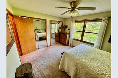 1177 Golf Court, Dekalb, IL 60115 - Photo 14