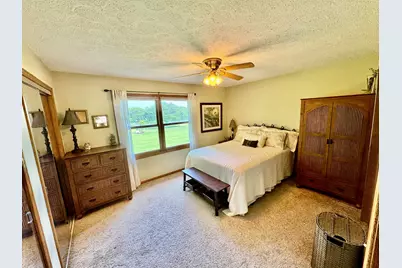 1177 Golf Court, Dekalb, IL 60115 - Photo 12