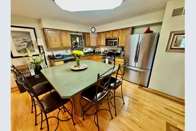 1177 Golf Court, Dekalb, IL 60115 - Photo 8