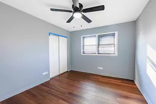 11036 S Kilpatrick Ave, Oak Lawn, IL 60453 - Photo 12