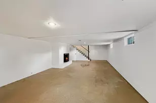 1734 W Stephenson St, Freeport, IL 61032 - Photo 22