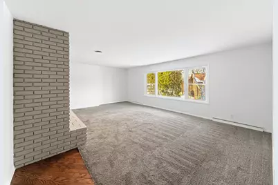 1734 W Stephenson Street, Freeport, IL 61032 - Photo 4