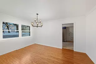 1734 W Stephenson St, Freeport, IL 61032 - Photo 8