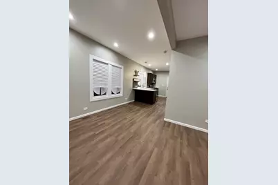 893 Greenbay Avenue, Calumet City, IL 60409 - Photo 6