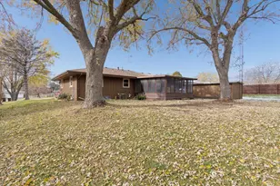 5732 Colleen Ave, Rockford, IL 61109 - Photo 32