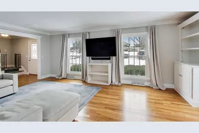 [Address not provided], Winfield, IL 60190 - Photo 6