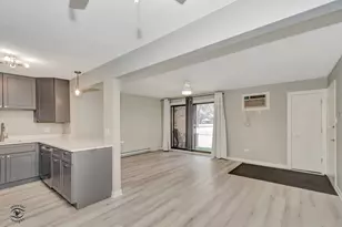 7302 Blackstone Ave, Justice, IL 60458 - Photo 8