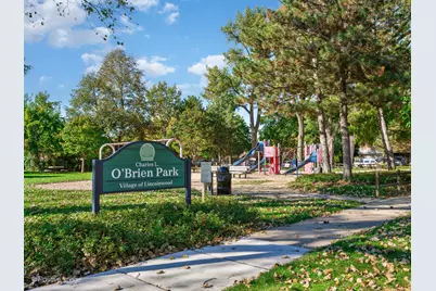 7225 N East Prairie Road, Lincolnwood, IL 60712 - Photo 30