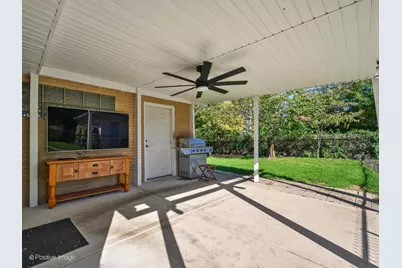 7225 N East Prairie Road, Lincolnwood, IL 60712 - Photo 28