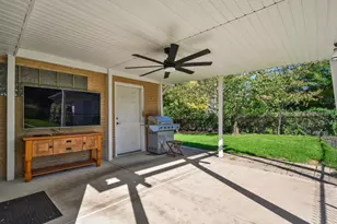 7225 N East Prairie Rd, Lincolnwood, IL 60712 - Photo 28