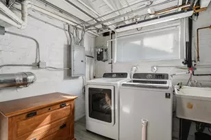 7225 N East Prairie Rd, Lincolnwood, IL 60712 - Photo 26