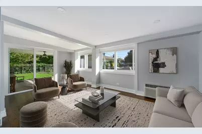 7225 N East Prairie Road, Lincolnwood, IL 60712 - Photo 6