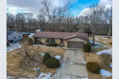 164 N 5620W Road, Kankakee, IL 60901 - Photo 2