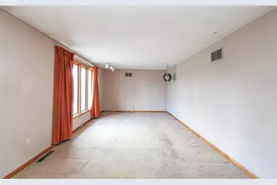 164 N 5620W Road, Kankakee, IL 60901 - Photo 10