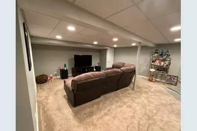 [Address not provided], Hoffman Estates, IL 60192 - Photo 24